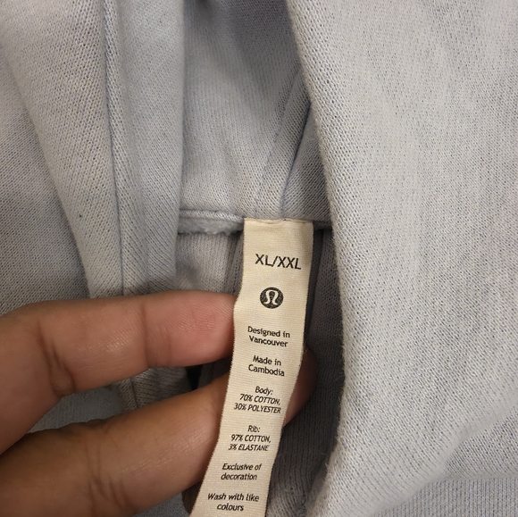 Lululemon - Picture 3 of 5